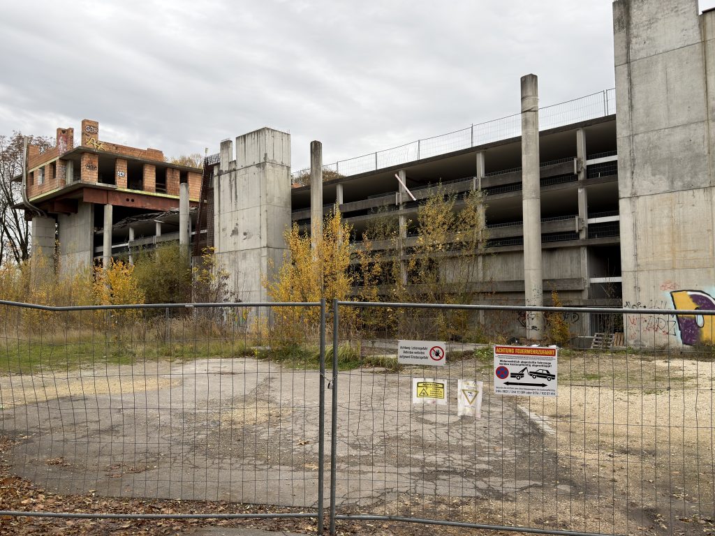 Es war einmal: eine Parkhaus-Ruine.